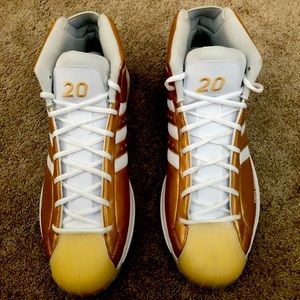 Size 19 Adidas Pro Model 2G